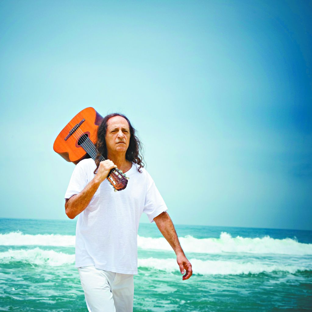 Aos 62 anos, entre Olinda e o Rio de Janeiro,Valença vai dos sons do sertão aos do Oriente | Marcelo Correa/ Divulgação