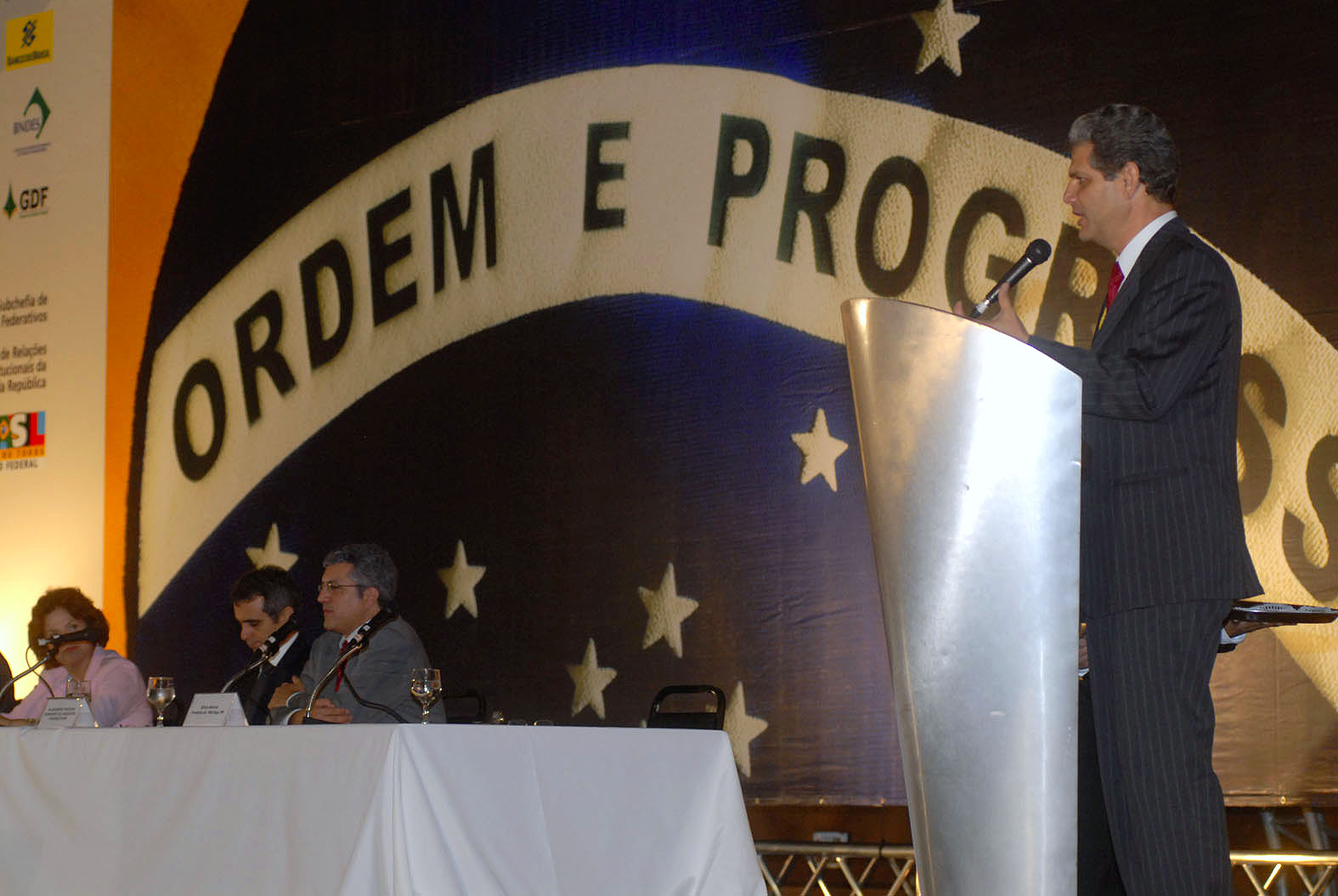 Maringá terá, nos próximos anos, R$ 287 milhões em recursos do PAC | PMM