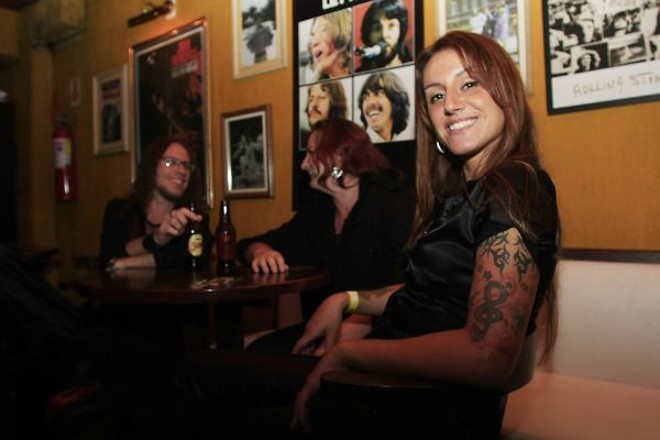 Rockn roll - Na Lagoa da Conceição, em Floripa, os roqueiros de plantão podem se encontrar. Filial da casa noturna de Curitiba, o John Bull Pub é referência do rockn roll na cidade. 