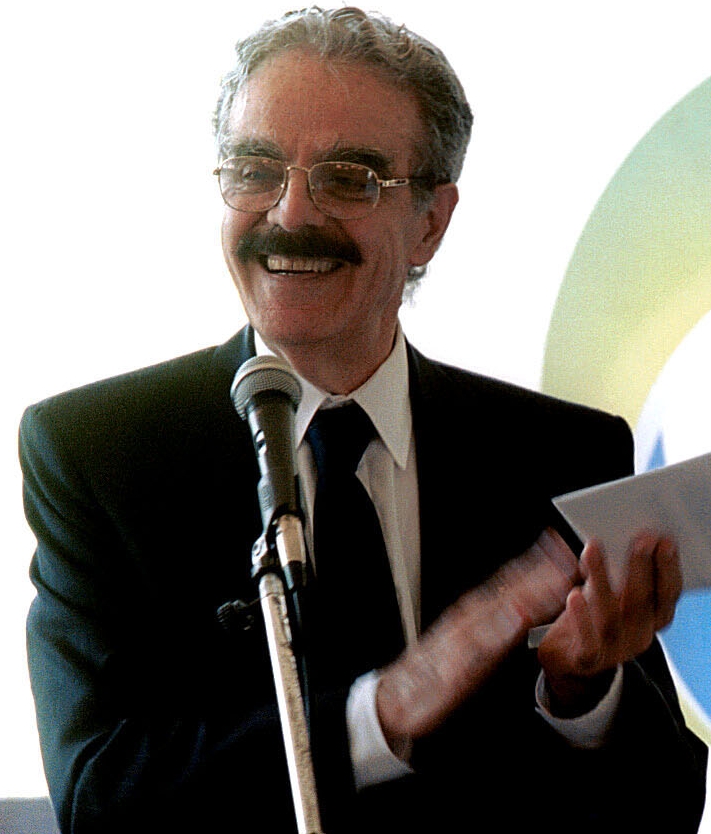 | Dr. Francisco Cunha Pereira