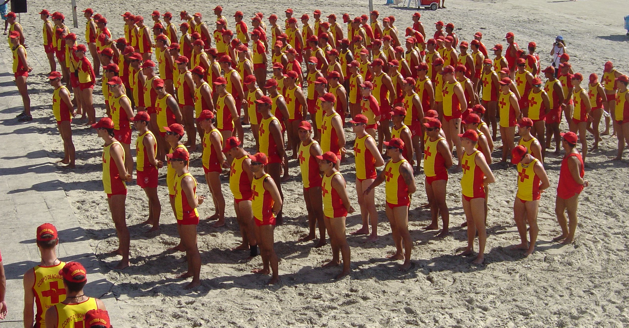 Os bombeiros mais bem colocados participarão da disputa nacional de guarda-vidas em novembro, em Guaratuba | Corpo de Bombeiros