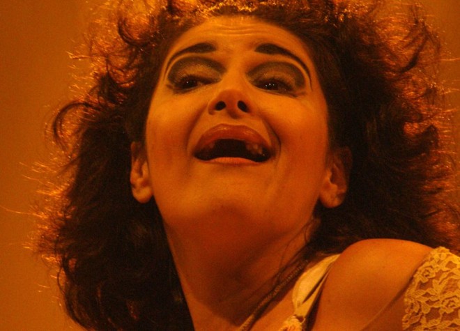 Cena do monólogo satírico