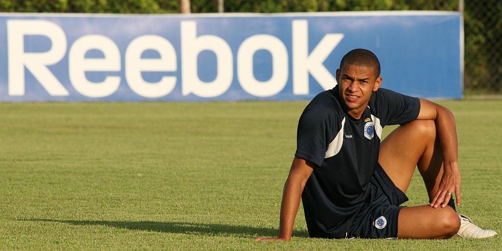 Jancarlos, lateral-direito do Cruzeiro, que enfrenta a altitude de Quito | Divulgação/ Vipcomm