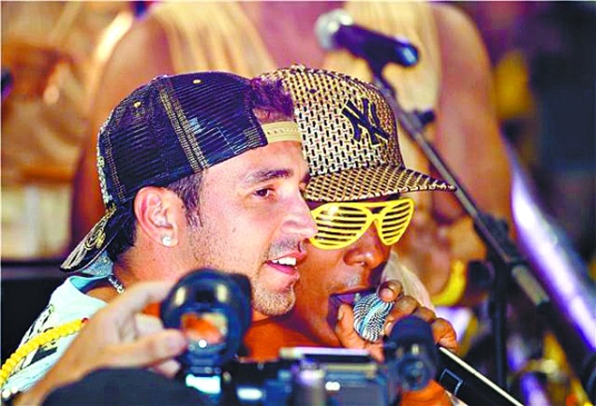 Latino e a banda Psirico  a nova sensação da Bahia | 