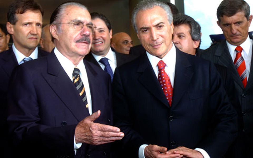 O senador José Sarney e o deputado Michel Temer dão entrevista após terem sido eleitos para as presidências das casas legislativas | José Cruz/ABr
