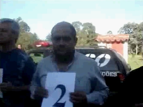 Por duas vezes a estudante reconheceu e apontou para o suspeito preso pela polícia |