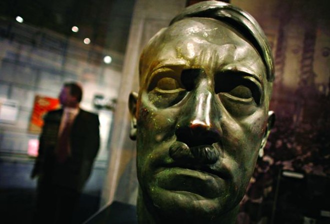 A exposição State of Deception: The Power of Nazi Propaganda abriu no dia 4 de fevereiro último no National Holocaust Memorial Museum, em Washington D.C. |