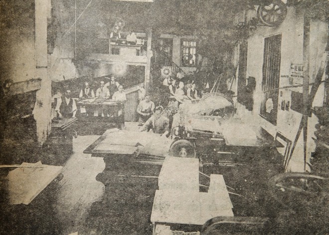 Primeira oficina de composição da Gazeta do Povo, em 1927 |