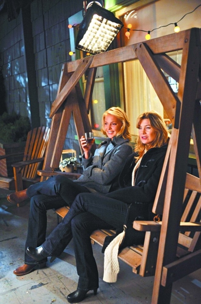 Meredith Grey (Ellen Pompeo, à dir.): frente a frente com a sogra em Grey´s Anatomy | 