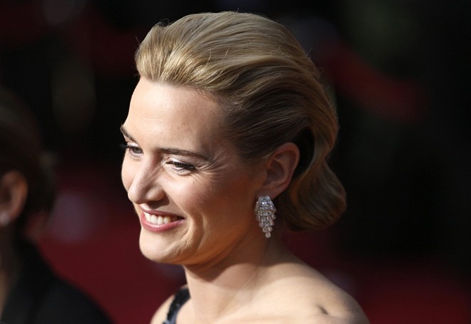 Kate Winslet na chegada ao tapete vermelho do Oscar 2009 |