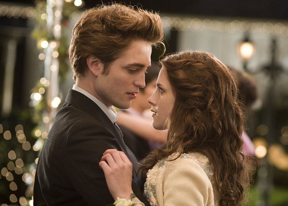 Robert Pattinson e Kristen Stewart protagonizam "Crepúsculo" | Divulgação