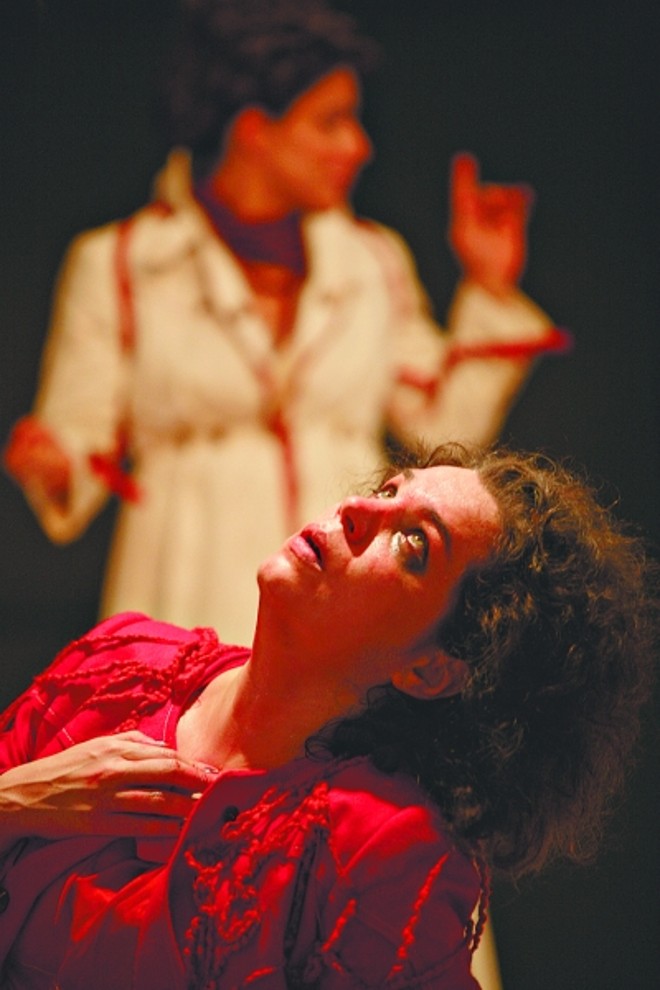 Isabel: atriz propôs texto de Schiller à diretora | 