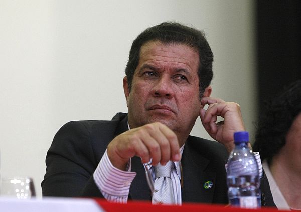 Ministro diz que as manchetes apresentando aumento de desemprego, principalmente na indústria paulista, estão "atrasadas" | Rodolfo Buhrer/Gazeta do Povo