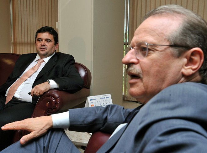 Tarso Genro tratou da desocupação com o governador José de Anchieta | Marcelo Casal Júnior/ABr