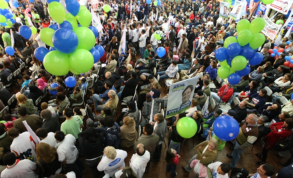 Convenção do PMDB em Curitiba: partido liderou queda de filiações no Brasil, com 200 mil integrantes a menos | Antônio Costa/Gazeta do Povo