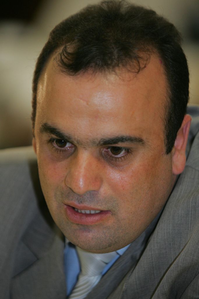 A Constituição estabelece que o administrador tem que exigir, no caso de compra, uma área livre e desembaraçada. Se o governo votar contra essa emenda estará assumindo totalmente o risco de levar prejuízos futuros com o negócio.Reni Pereira(PSB), presidente da Comissão de Finanças da Assembeia | Ivonaldo Alexandre/Gazeta do Povo