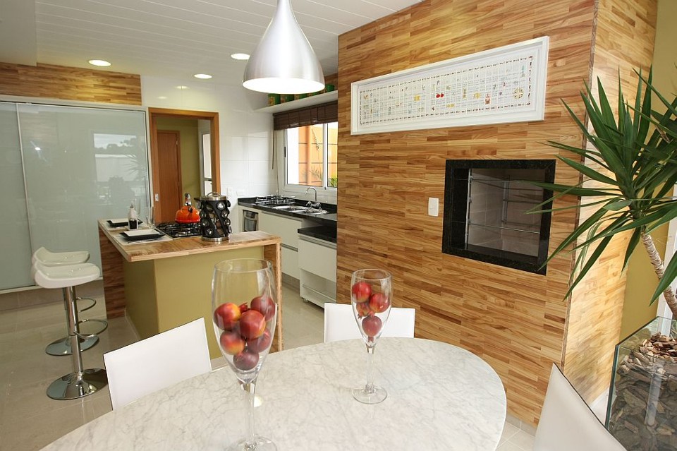 Cozinha tipo gourmet do Belvedere, da construtora Plaenge, tendência nas construções atuais | Priscila Forone/Gazeta do Povo