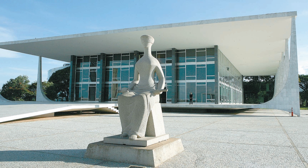 Fim do foro privilegiado e corte exclusivamente constitucional tornariam combate à corrupção mais efetivo | Rodolfo Büherer/Gazeta do Povo