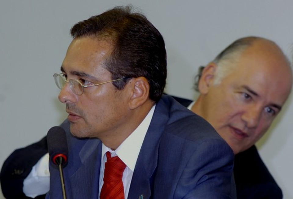 O delegado da Polícia Federal Protógenes Queiroz, ex-coordenador da Operação Satiagraha, durante depoimento na CPI das Escutas Telefônicas Clandestinas | José Cruz/ABr