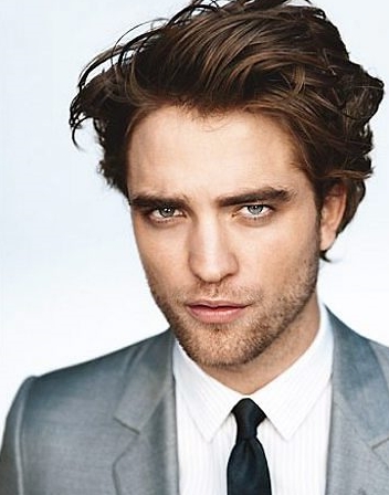 O ator Robert Pattinson, de "Crepúsculo" | Reprodução/Revista GQ