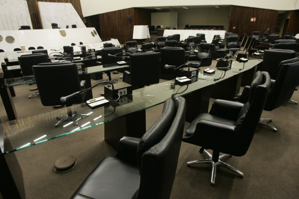 Esquema de funcionários fantasmas teria funcionado na Assembleia Legislativa do Paraná entre 2001 e 2004 | Marcelo Elias/Gazeta do Povo