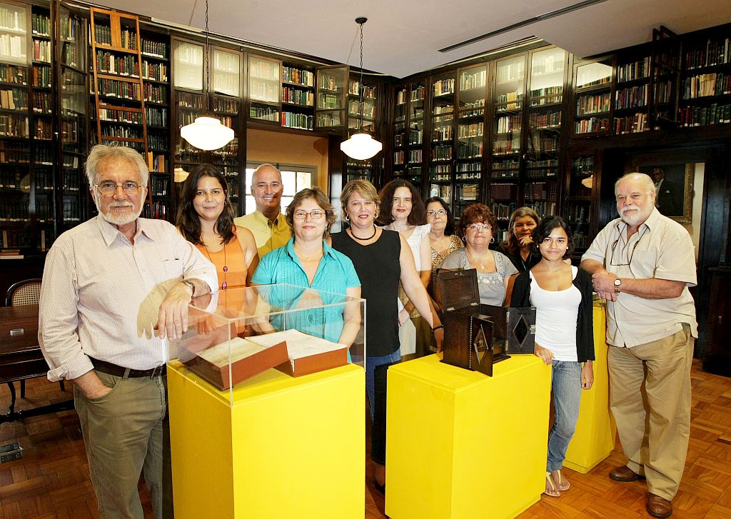 Parte da equipe da ABL que, sob o comando de Evanildo Bechara (e), produziu o Vocabulário Ortográfico da Língua Portuguesa (Volp) | Marcos D´Paula/AE