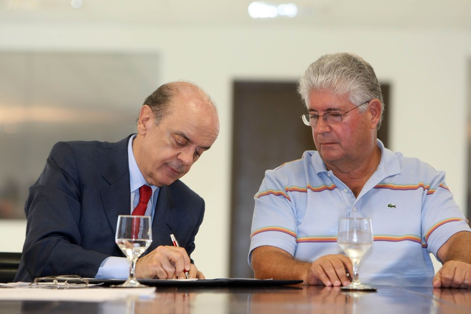 Governadores assinaram um termo de cooperação tributária entre o Paraná e São Paulo | Hedeson Alves - Gazeta do Povo