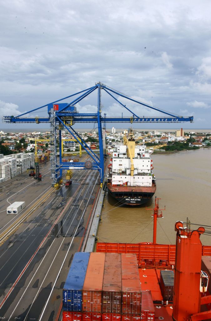 Porto de Navegantes tem capacidade instalada para superar terminal de Paranaguá | Priscila Forone/Gazeta do Povo