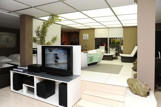 Loft Hi-tech da iHouse: sistema de DVD e som incorporado à automação do imóvel | Lourenço Manfredini/Divulgação