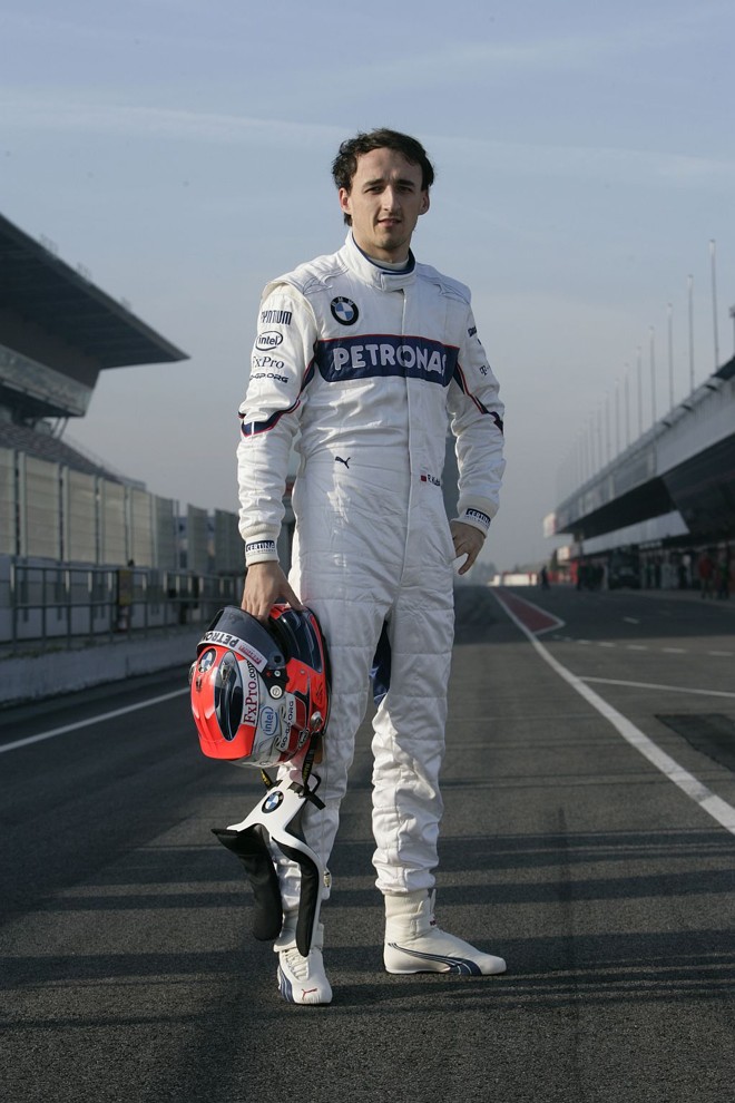 Piloto mais alto da Fórmula 1, com 1,85 metro, o polonês Robert Kubica reduziu seu peso de 73 kg para 69 kg | Divulgação