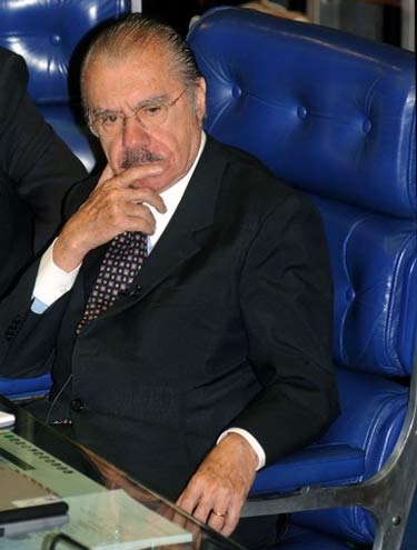 Sarney pensativo: qual é a conta para se chegar a 131 diretores? | Agência Brasil