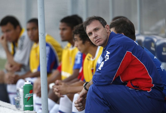 O técnico Wagner Velloso mexeu corretamente no Tricolor, mas a resposta em campo não veio |