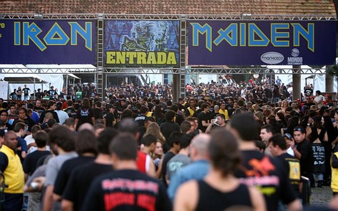 ...música alta... | 