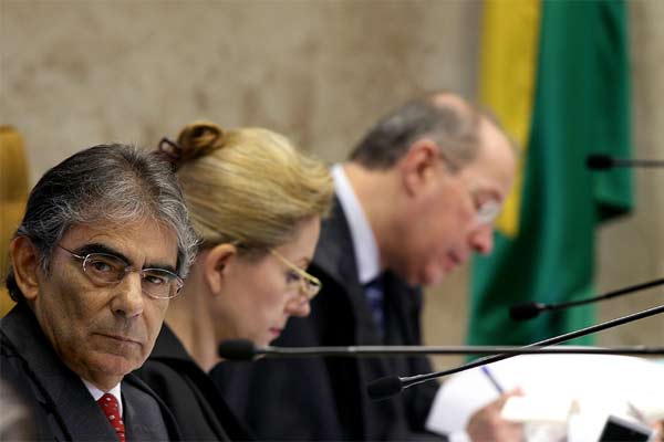 Os ministros do STF Carlos Ayres Britto, Ellen Grace e Celso de Mello durante julgamento da Lei de Imprensa | Nelson Jr./STF
