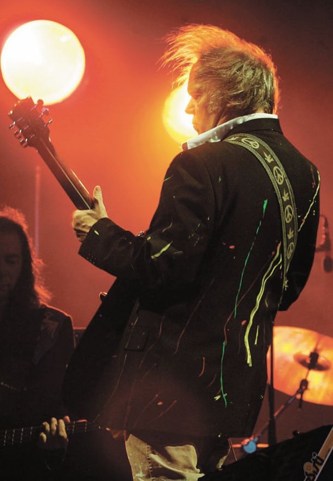 Neil Young: álbum foi inspirado por uma viagem do músico a bordo de seu Lincoln Continental conversível, transformado em um carro elétrico movido a bateria |