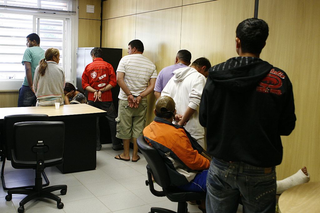 Detidos em operação policial em Londrina: suspeitos integram diferentes quadrilha do crime organizado na cidade | Roberto Custódio/Jornal de Londrina