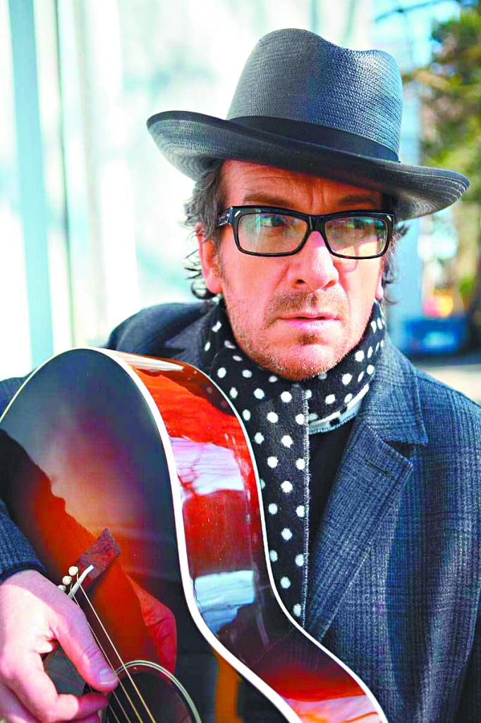 Elvis Costello recebe uma respeitável lista de músicos | Divulgação/HBO Plus