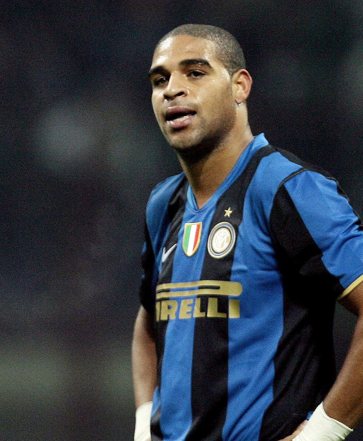 Adriano decide parar e pensar o que fará do seu futuro: ele não deve voltar para a Itália | Alessandro Garofalo / Reuters
