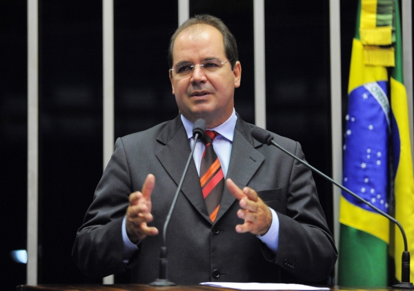 Viana assumiu o erro: Decisão tomada por instinto paternal | Geraldo Magela/Ag. Senado