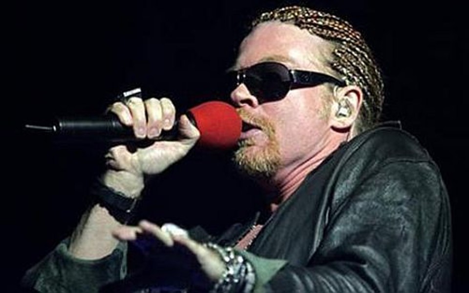 Por enquanto, esse é o maior esforço por parte do Guns N Roses, do vocalista Axl Rose, até o momento para promover seu primeiro álbum em mais de 15 anos | Reuters
