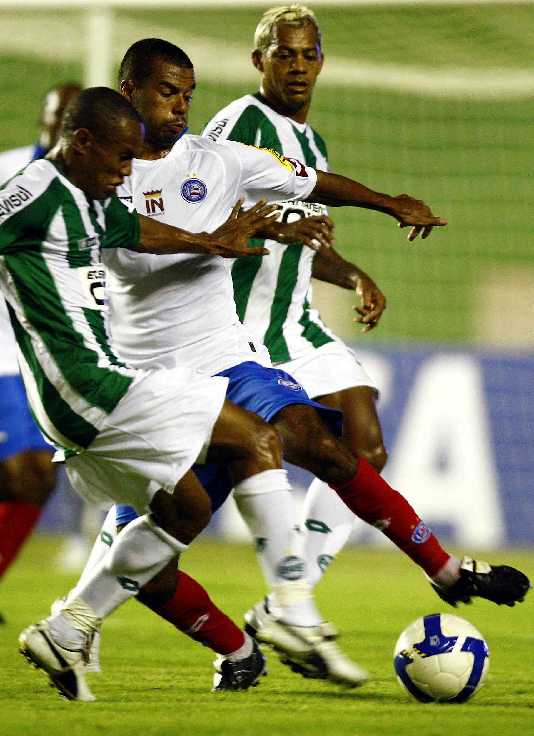 Coritiba começou bem, permitiu a virada, mas foi valente e conseguiu o empate com o Bahia | Eduardo Martins / Futura Press