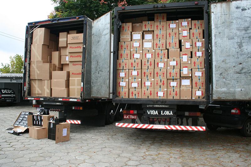 Carga de sapatos de luxo seguia do Rio Grande do Sul para Santa Catarina e São Paulo | Thiago Trentini/Divulgação Sesp