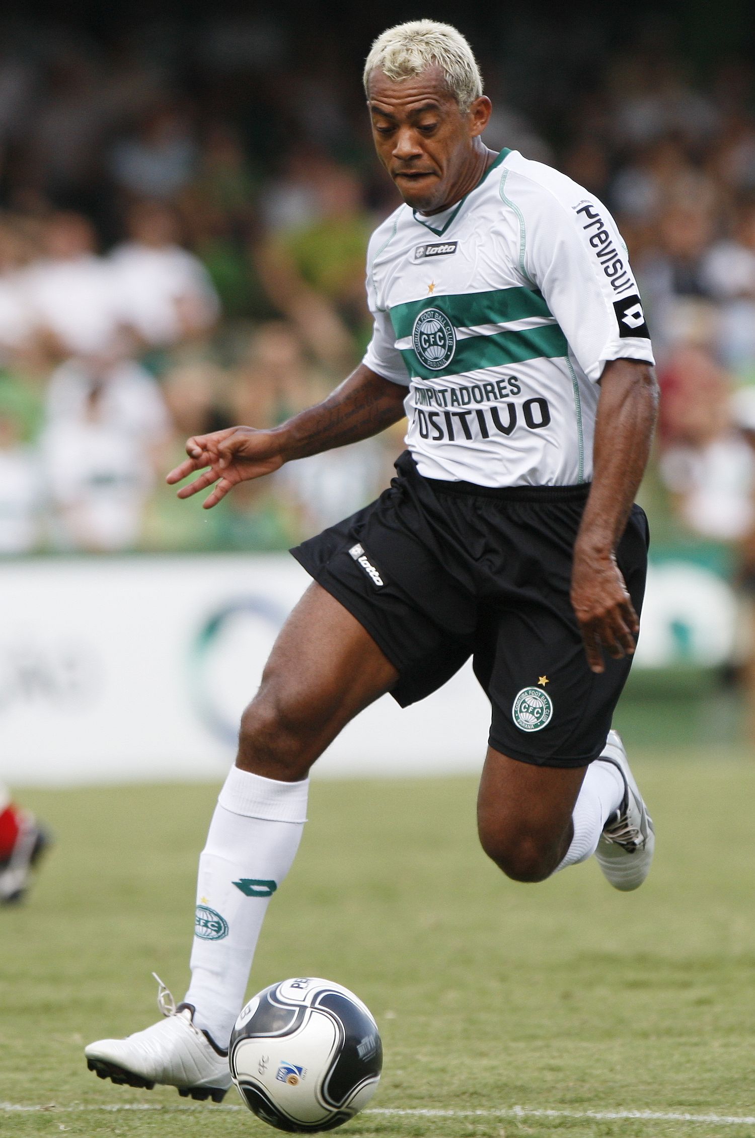 Marcelinho Paraíba deve ser poupado para ter condições de jogo no clássico Atletiba? | Antônio Costa / Gazeta do Povo