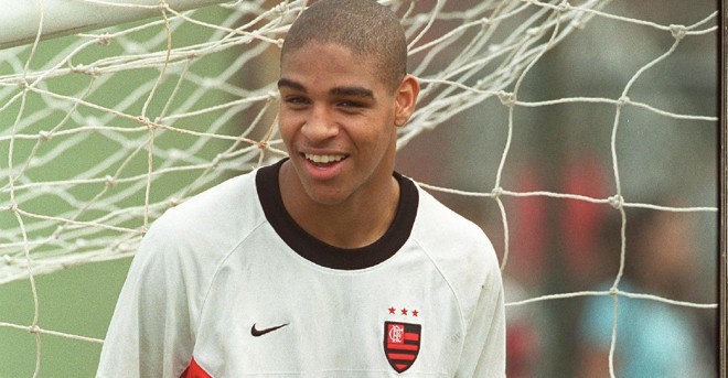 Adriano, em 2000, quando atuava e foi revelado pelo Flamengo | 