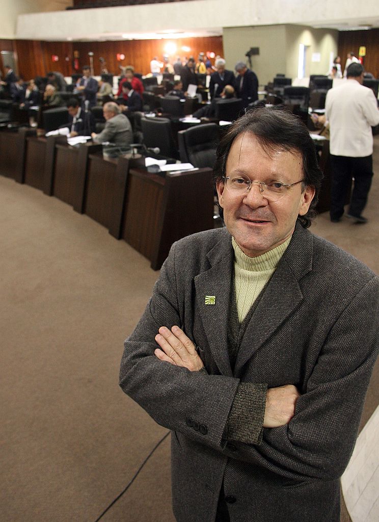 O diretor legislativo da Assembleia, Severo Olímpio Sotto Maior, tem dois filhos que são funcionários comissionados da Casa. Ele não acha que isso seja nepotismo | Rodolfo Bührer/Gazeta do Povo