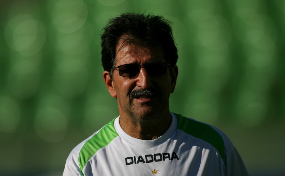 Diretoria acatou pedido da torcida alviverde e René Simões é o novo comandante do Verdão | Rodolfo Bührer / Gazeta do Povo