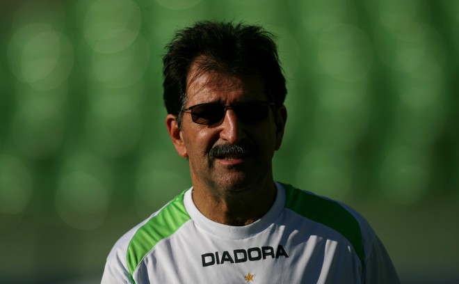 Diretoria acatou pedido da torcida alviverde e René Simões é o novo comandante do Verdão | Rodolfo Bührer / Gazeta do Povo