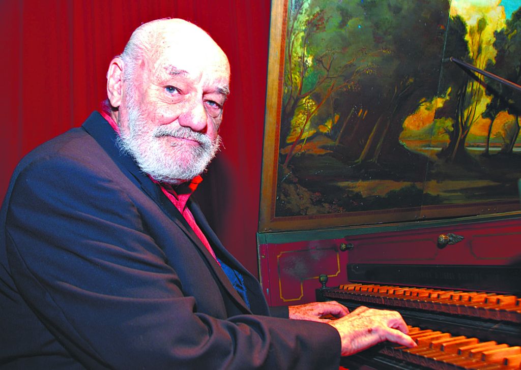 "Esse período atrai os não-iniciados em música erudita porque possui um ritmo, uma vivacidade. Pode-se, nesse sentido, comparar os concertos de Bach com o free jazz!" | Divulgação