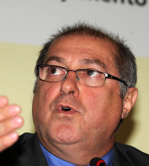 Paulo Bernardo: medida vai dar transparência total aos cartões | Valter Campanato/ABr