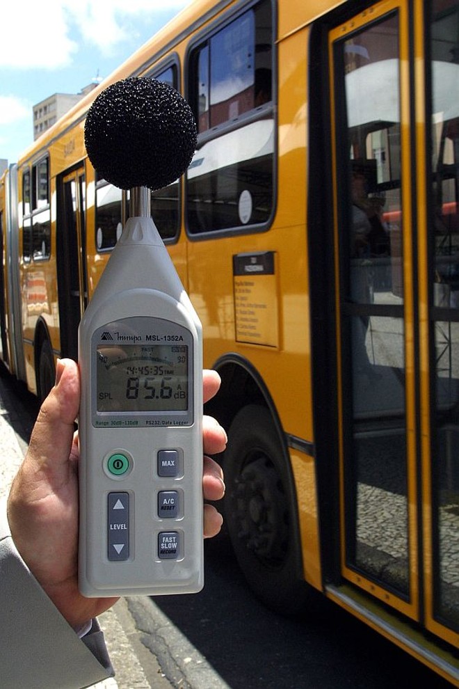 ... e ônibus: barulhos da cidade grande | 